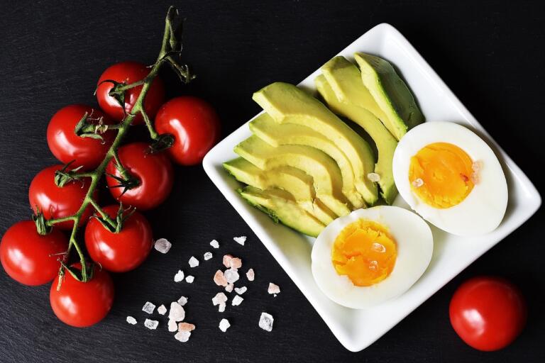 Je KETO dieta škodljiva zdravju in planetu?