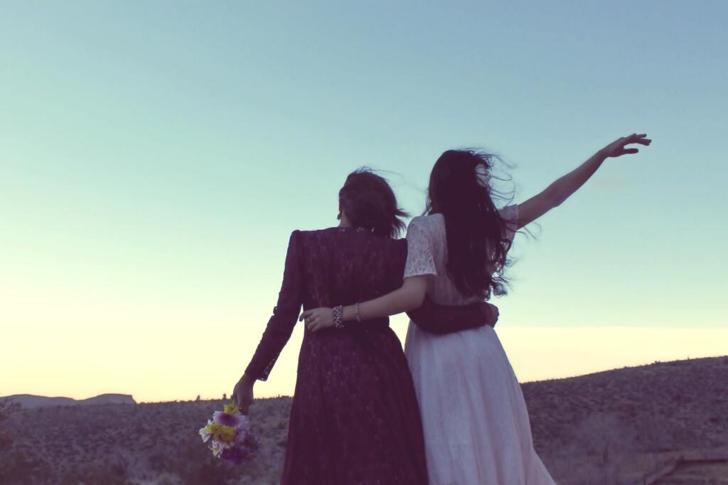 girlfriends, sunset, vintage