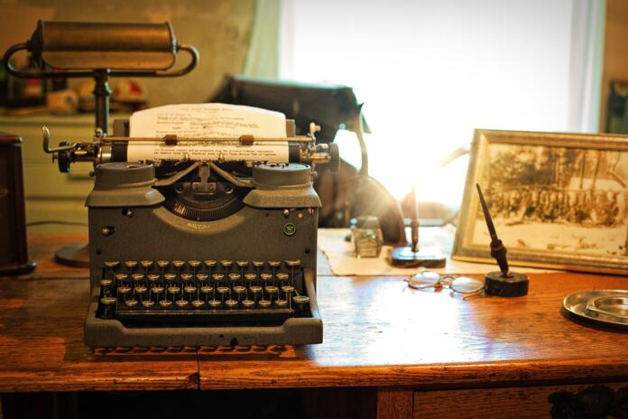 typewriter, desk, vintage