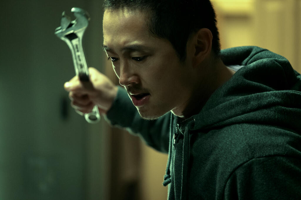 Steven Yeun navdušuje vse od svoje kariere picopeka v Živih mrtvecih
