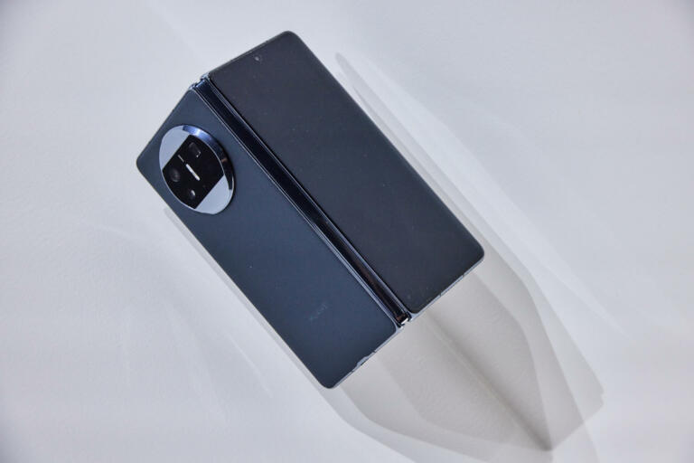 Huawei Mate X3 presega meje domišljije