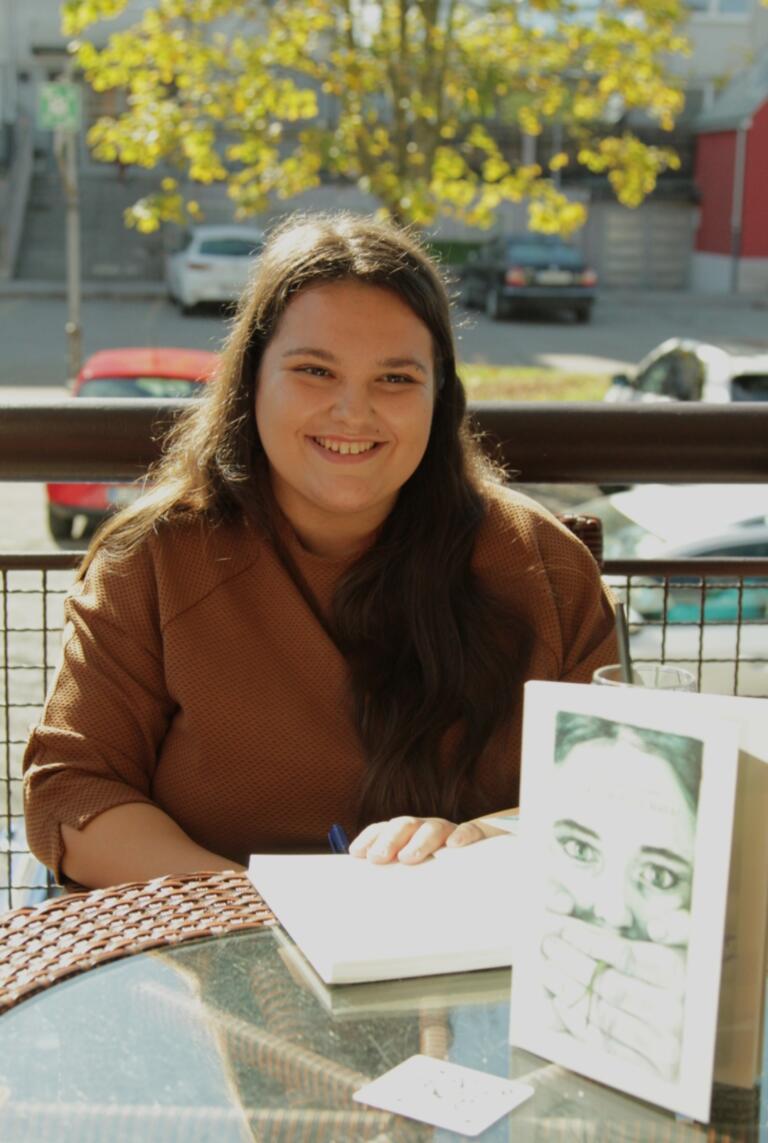 Selma Skenderović: “Moj namen ni bil vzgajanje in učenje bralcev”