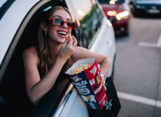 Sezona Drive-in kino 2023 se odpira! Vplivnica Nina Retar