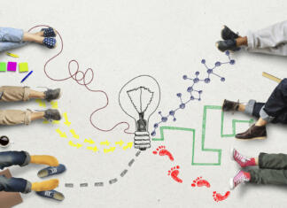 Kaj je Walt Disneyeva metoda kreativnosti in kako ti pomaga v življenju? Teamwork of the staff, creative and friendly atmosphere