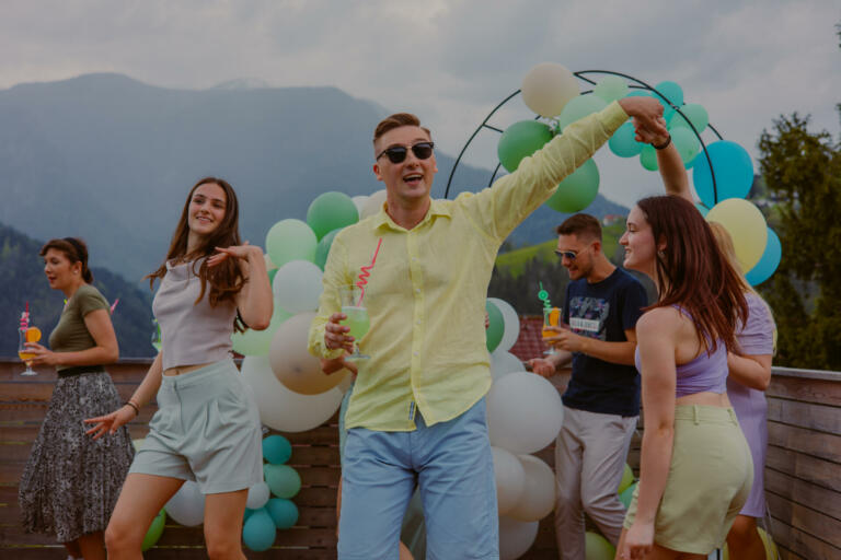 Matej Lebič predstavlja novo pesem, Pr’jatli (VIDEO)