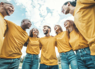 Mladinsko delo kot naložba v mlade Mladi