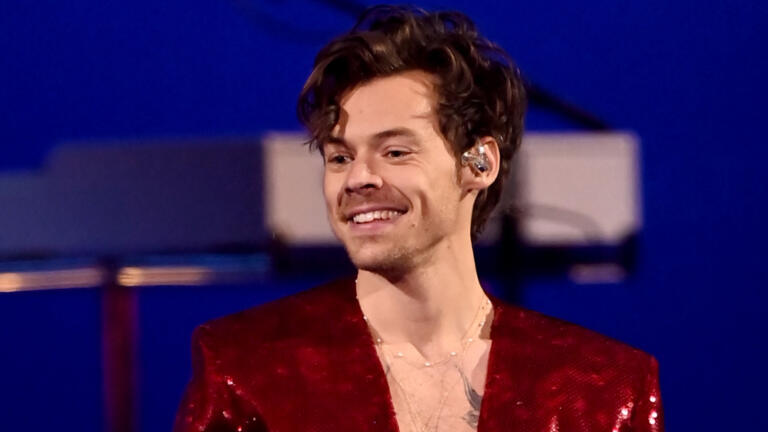 Harry Styles osvojil Dunaj, kjer so ga zasuvali z rožami: Reportaža s koncerta