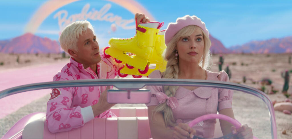 Ryan Gosling kot Ken in Margot Robbie kot Barbie v filmu Barbie
