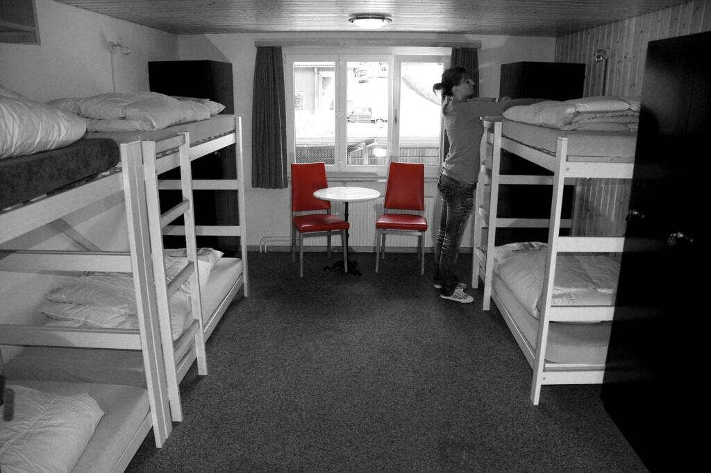 bed, room, hostel