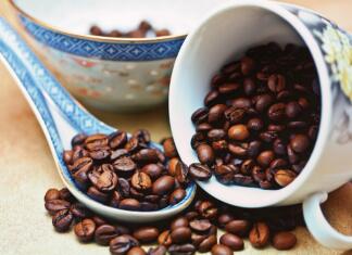 Arabika in robusta, sploh vemo, kakšno kavo pijemo? coffee, coffee beans, roasted coffee