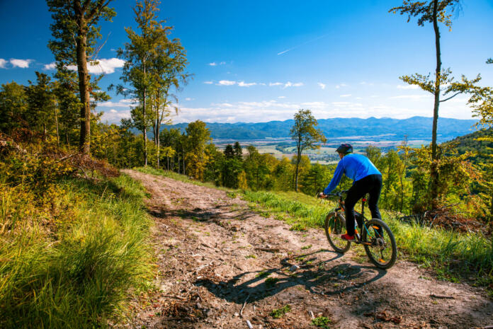 Najboljše makadamske kolesarske poti v Sloveniji