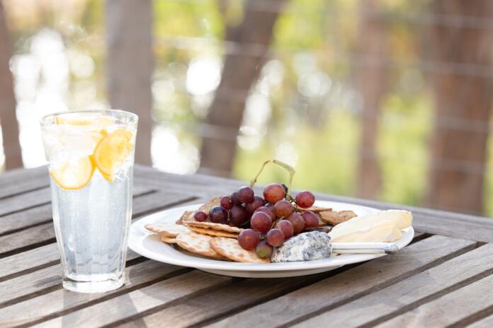 refreshment, gin and tonic, cheese platter