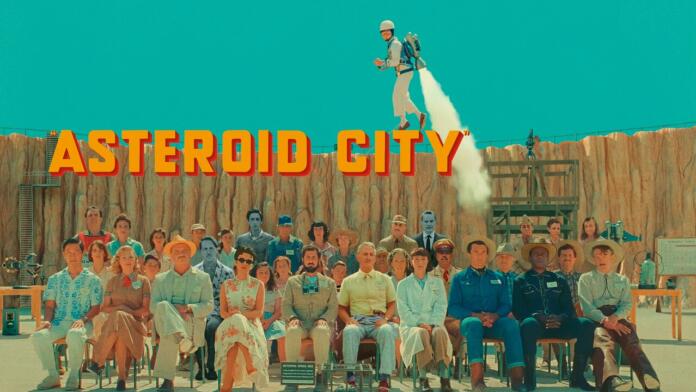 Asteroid City je najnovejši film Wesa Andersona