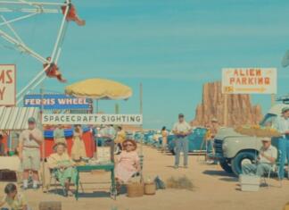 Najboljši filmi Wesa Andersona Klasičen prizor filmologije Wesa Andersona tudi v Asteroid City