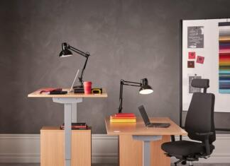 10 stvari, ki jih potrebuje vsaka pisalna miza Pisalna miza in kaj potrebuje vsaka