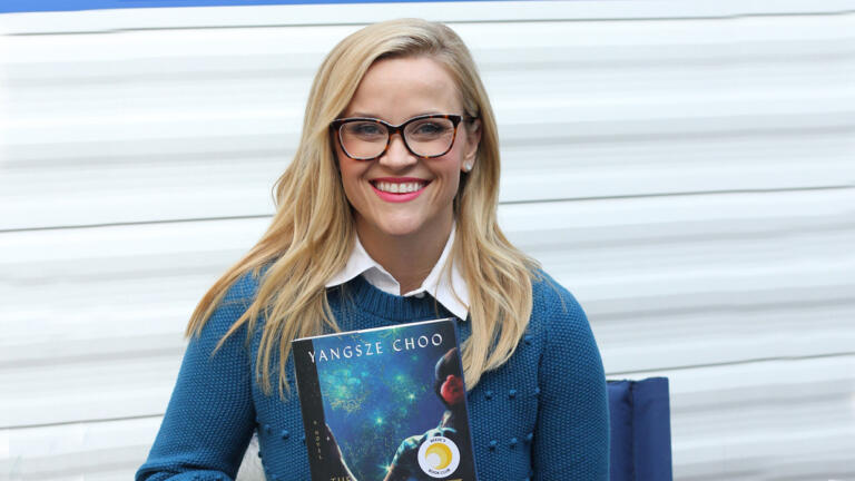 Knjižni klub Reese Witherspoon daje glas ženskam