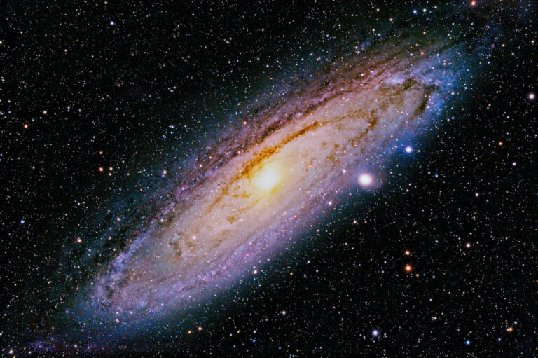 Prihodnost Rimske ceste, ki jo razkrivajo astronomi: Kako se spreminja naša galaksija?