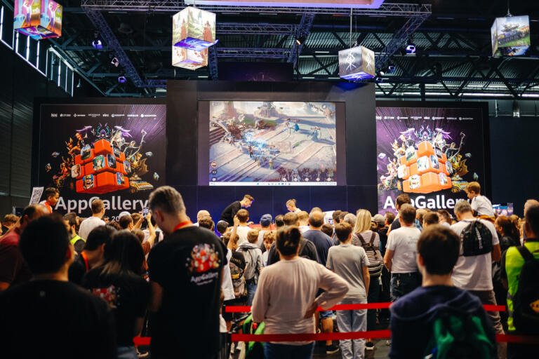 Uspešna predstavitev Huawei na dogodku Gamescom 2023