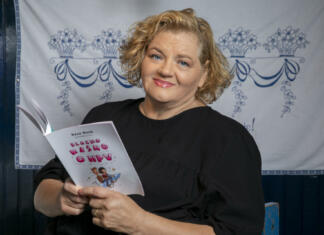 Desa Muck izdala knjižico “Blazno resno o HPV”: Obvezno branje za starše! desa