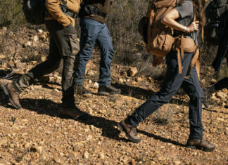 Fjällräven pohodniške hlače za popolno udobje, kilometer za kilometrom Sokol