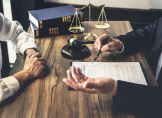 Kam po pravno pomoč za študente? Pravna pomoč za študente v Sloveniji