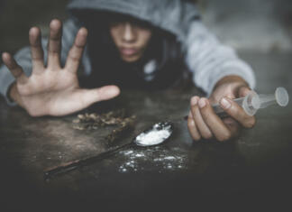 Zombi droga, ki mesta spreminja v mesta duhov Tranq, droga, ki te spremeni v zombija