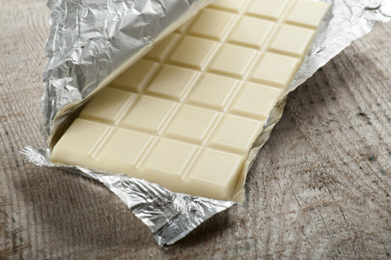 Kako narediti belo čokolado doma? Recept za belo čokolado