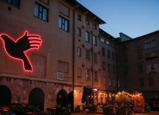 Predstave v SMG, ki jih priporočamo v sezoni 2023/2024 Slovensko mladinsko gledališče.