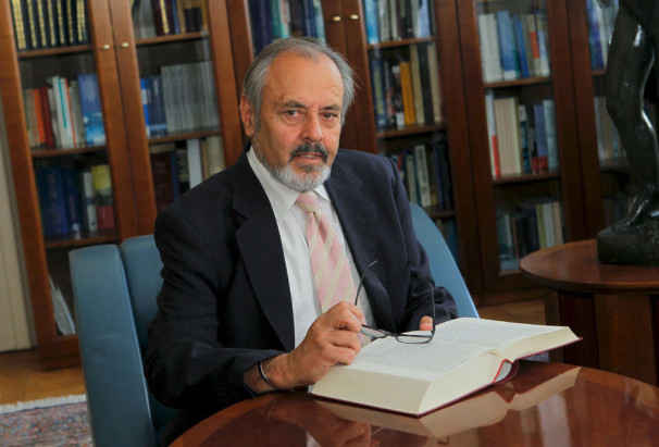 dr. Ernest Petrič