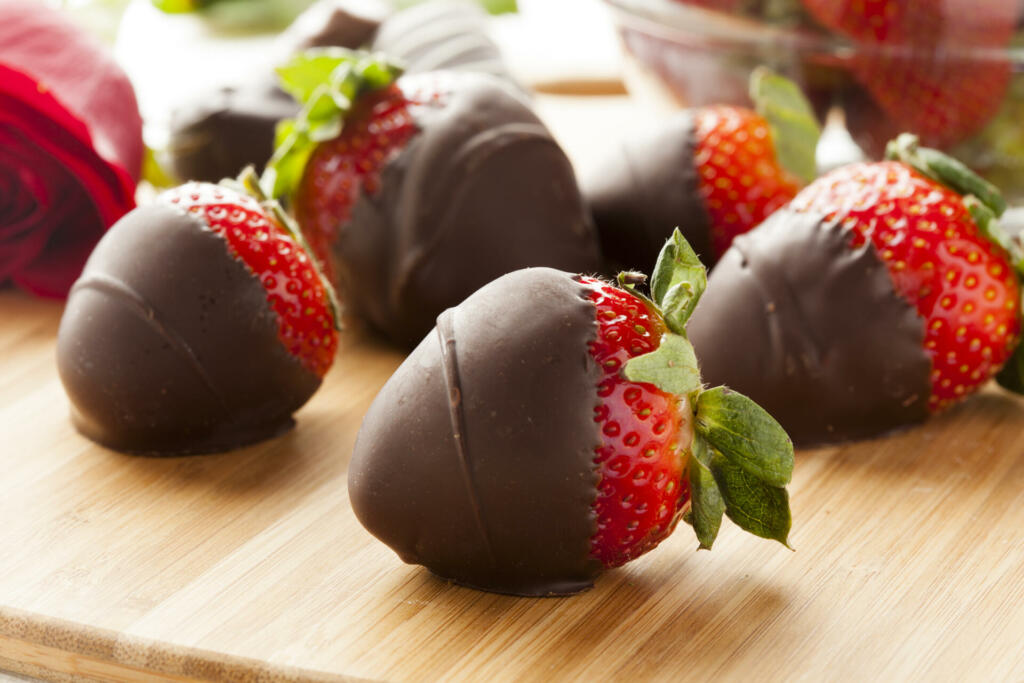 Gourmet Chocolate Covered Strawberries for Valentine's Day