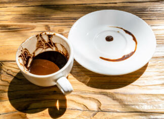 Šloganje iz kave: Kako začeti s taseografijo? Prerokovanje iz kave in kaj moramo vedeti o njem?