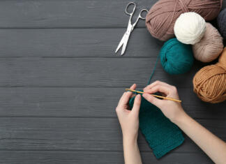 Kvačkanje ni samo za starčke: Zakaj kvačkati in kako začeti? Kako začeti kvačkati in zakaj?