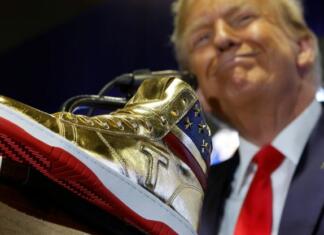 Trump predstavil linijo superg, ki se prodaja po vrtoglavih cenah Donald Trump predstavil svojo linijo superg