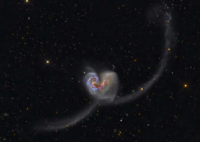 Galaksiji, ki tvorita srce