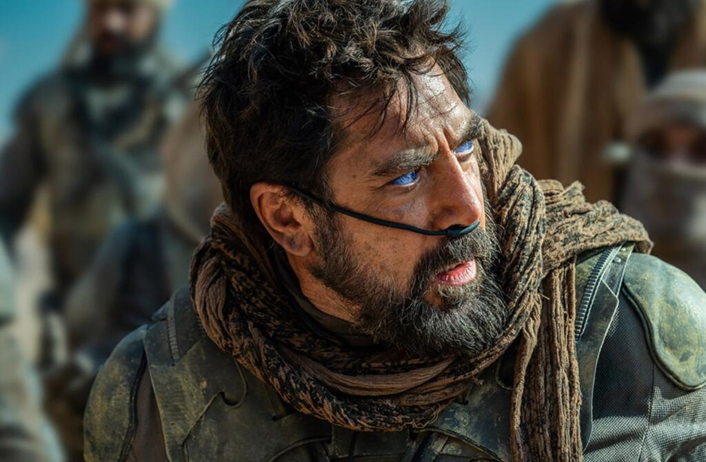 Javier Bardem kot fremenski bojevnik Stilgar, ki upodablja upe in vero domorodcev Arrakisa