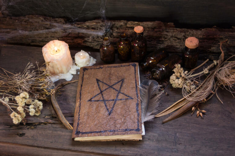 Kaj je neopaganizem?
