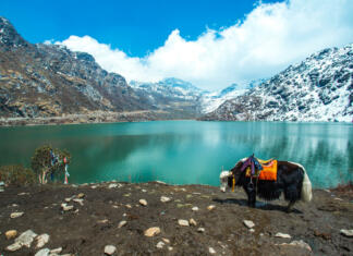 Najbolj razburljive destinacije leta 2024: 4. del – Azija Tsangmo Lake in Sikkim, India.