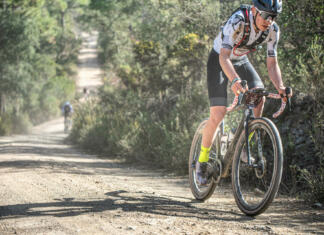 Intervju z Adamom Jordanom: cestno kolesarsko kariero je zamenjal za gravel, kar mu je prineslo svobodo in užitek Adam na gravel kolesu