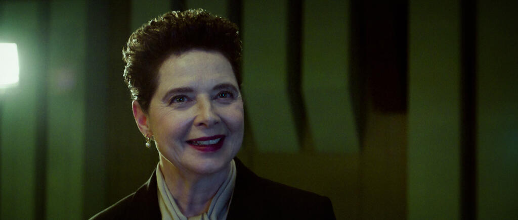 Isabella Rosellini ima v filmu Spaceman stransko vlogo