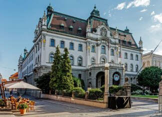 To je novi predsednik upravnega odbora Univerze v Ljubljani Ljubljana, Slovenia - June 10, 2018: The University of Ljubljana, the oldest university in Slovenia. With over 63000 undergraduate and graduate students it"u2019s one of the largest universities in Europe.