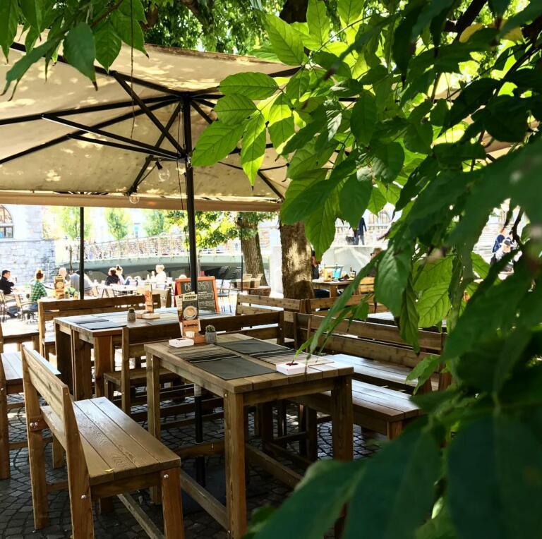 Študentski bon inšpektor: Forum Bar Ljubljana