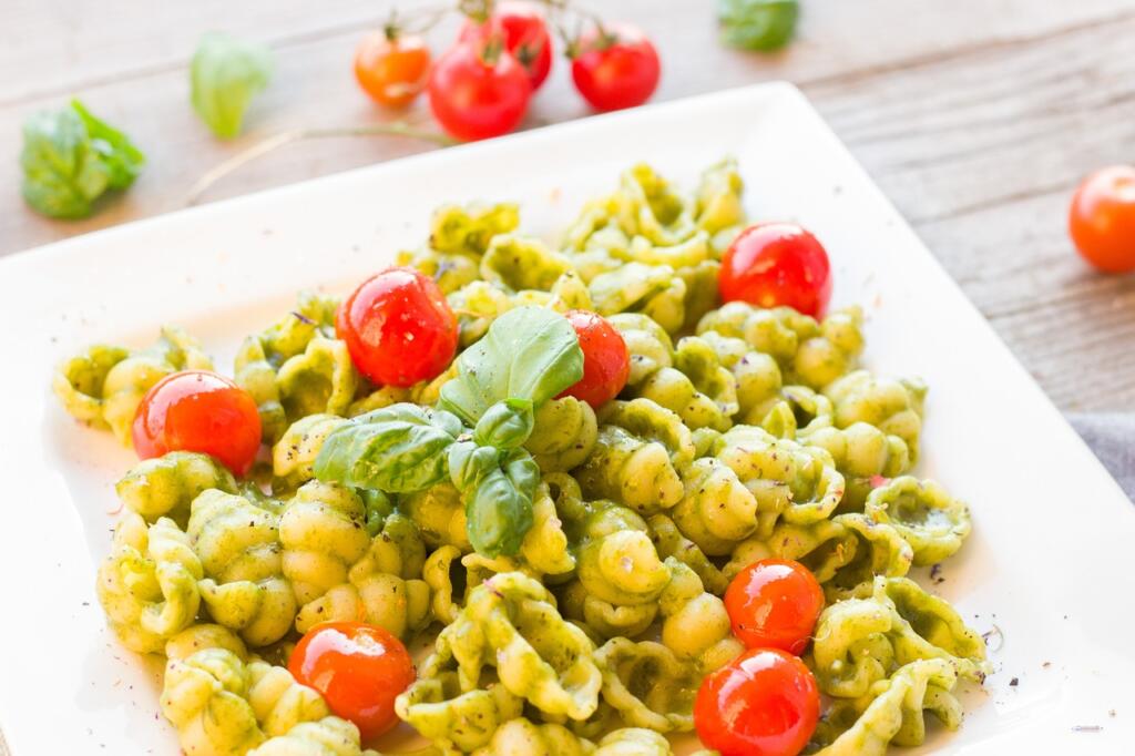 pasta, wild garlic, herbs