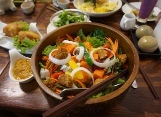 5 idej za vegansko večerjo tempeh, salad, vegan