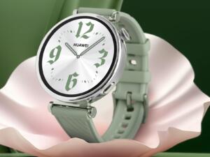 Huawei Watch GT 4 v zeleni barvi