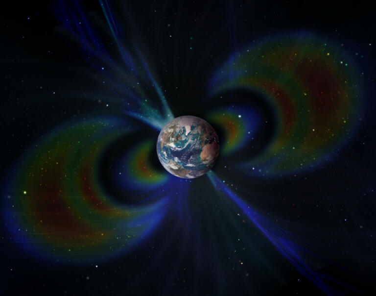 Odkrili najstarejši dokaz Zemljinega magnetnega polja