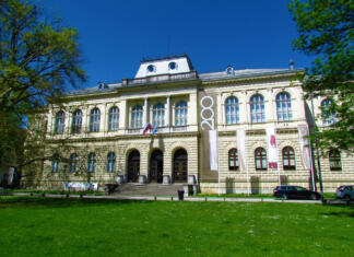 10 muzejev, ki jih mora v Sloveniji obiskati vsak Najboljši muzeji v Sloveniji