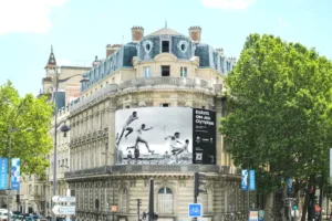 001-Samsung-Paris-2024-New-Art-OOH-Campaign-Concorde