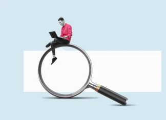 V laboratoriju Huawei Health Lab do prelomnih odkritij A man with a laptop is sitting on a big magnifying glass. Art collage. Searching for information on the internet concept.