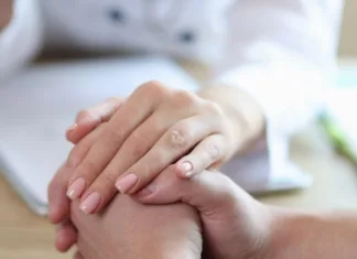 Intervju: Ko po 27 letih udari moč raka materničnega vratu nas