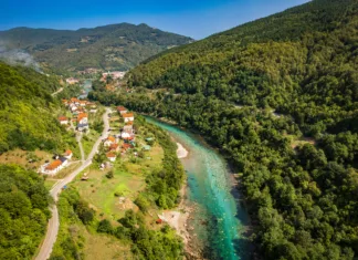 10 krajev v Bosni, ki si jih moraš ogledati 10 krajev Bosne in Hercegovine